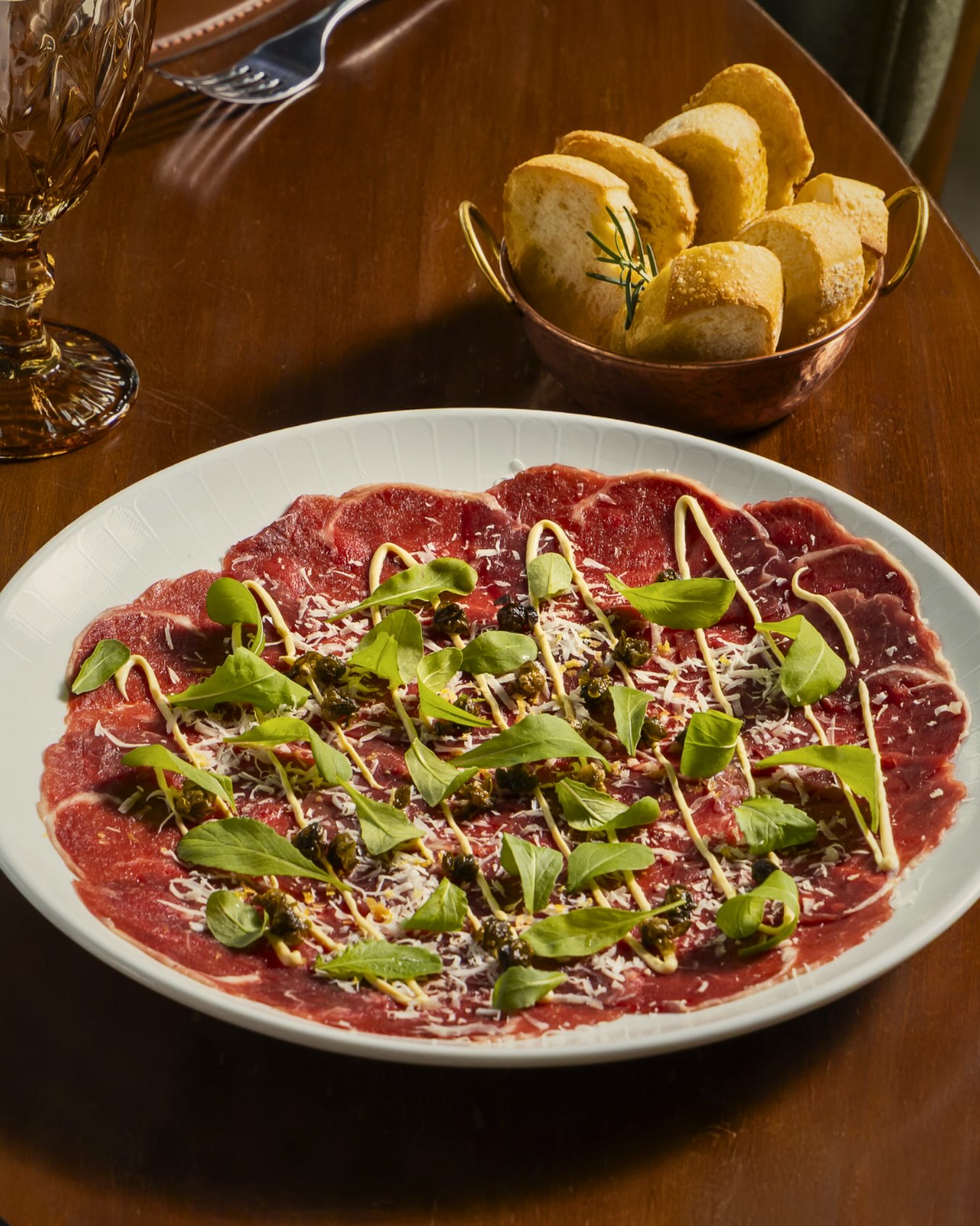 Carpaccio di filetto finamente fatiado
